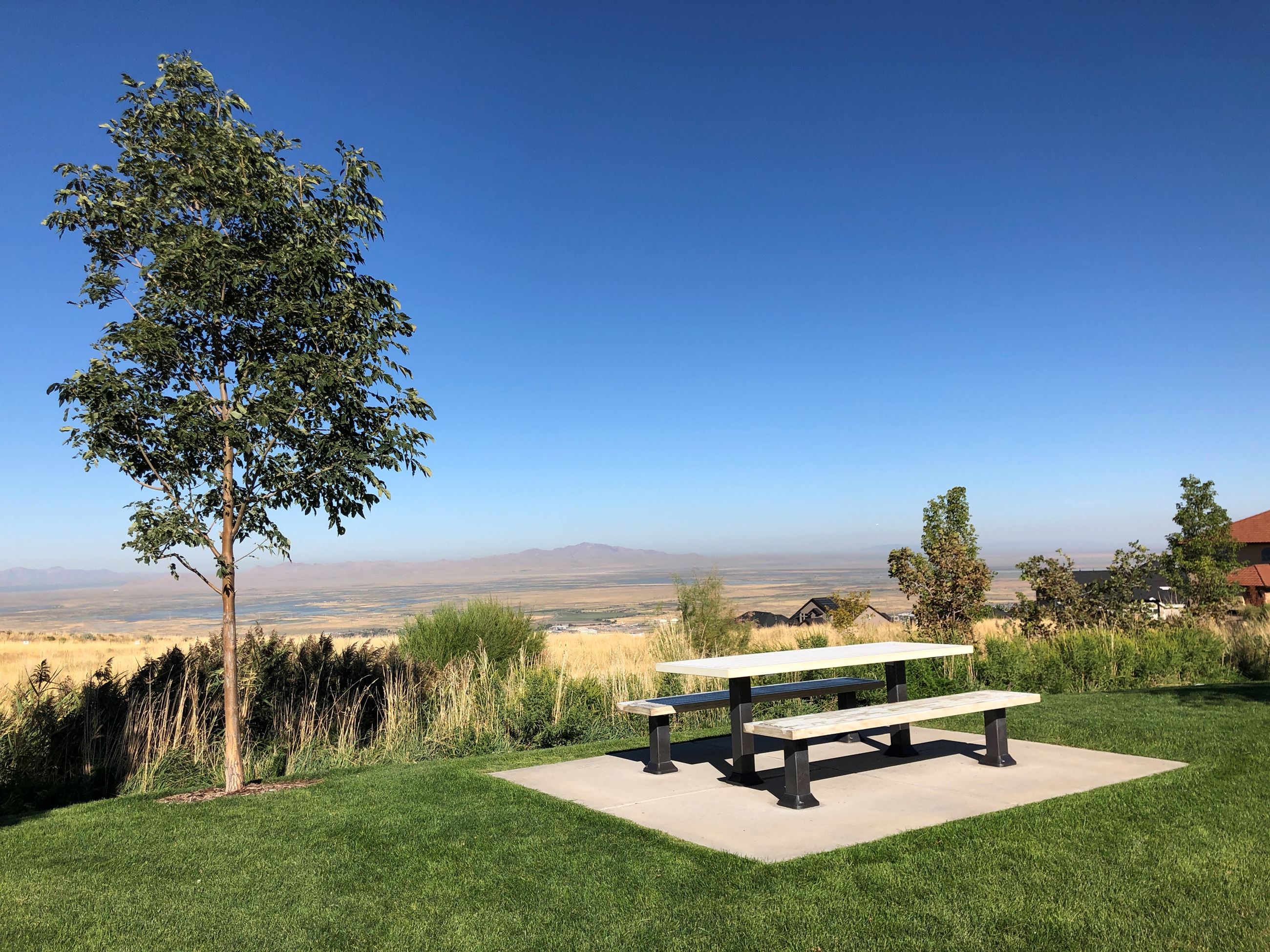 Tunnel Springs picnic table close